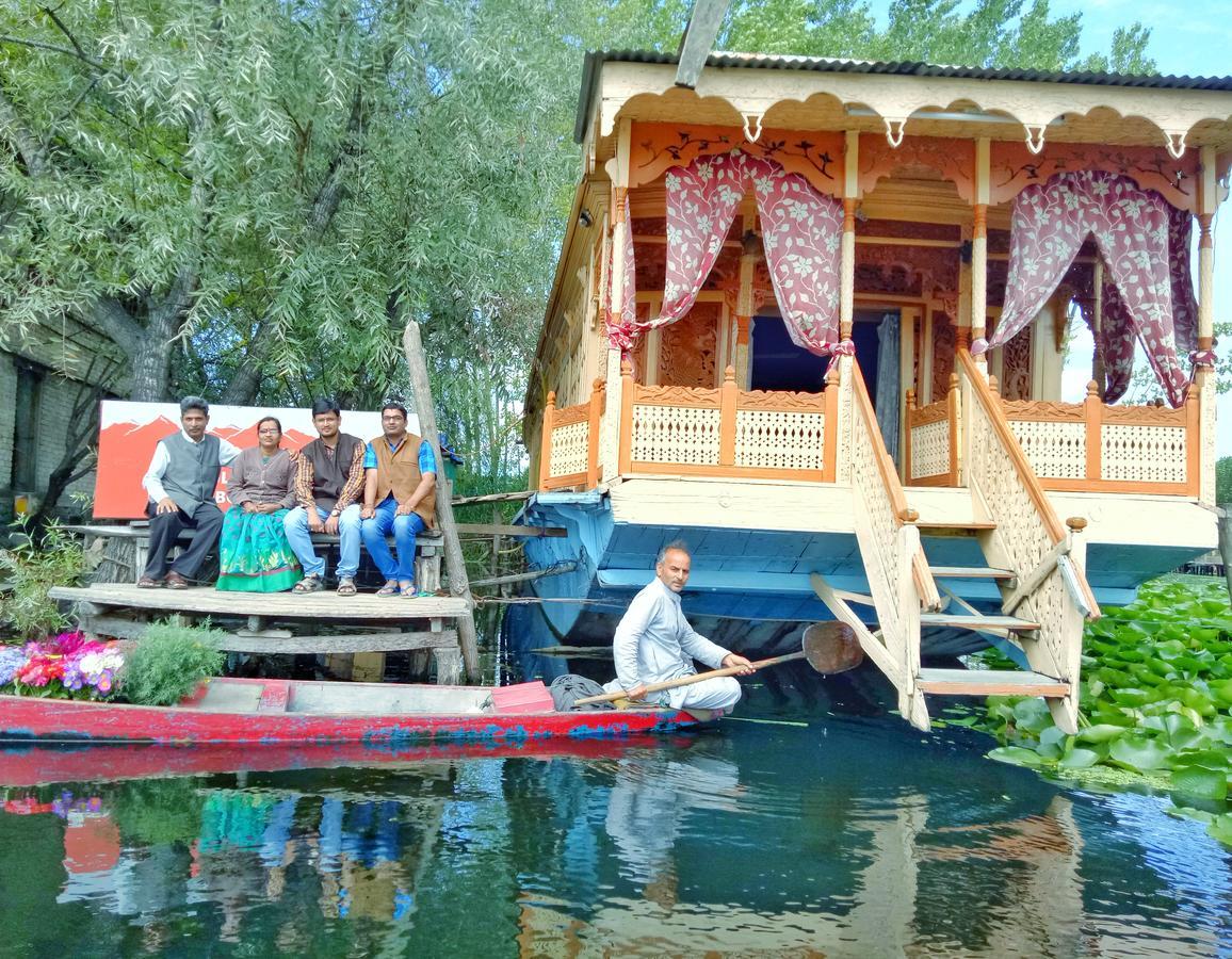 فندق نيو بول بول جروب أوف هاوس بوتس Durgjan المظهر الخارجي الصورة